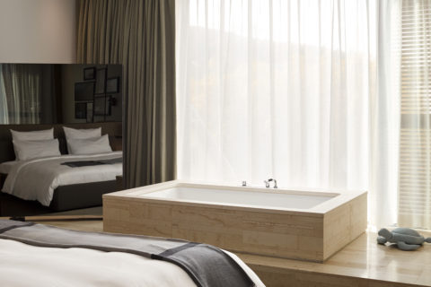 Roomers Baden Baden Deluxe Suite 02